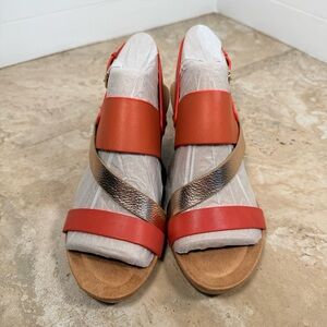 Comfortiva Pillowtop Leather Cork Wedge Sandals Coral Orange Gold Strap Sz 7.5W
